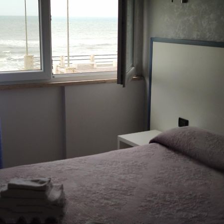Alex & Lorenz Hotel 托瓦尼亚 外观 照片