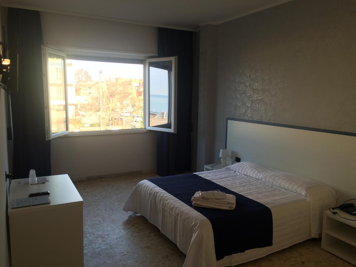 Alex & Lorenz Hotel 托瓦尼亚 外观 照片